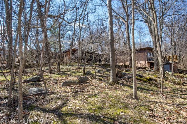 30875 Franklin Road, Franklin, MI 48025