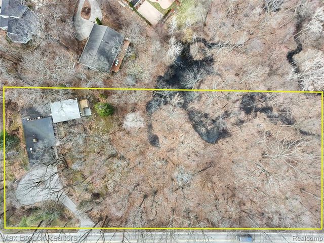 30875 Franklin Road, Franklin, MI 48025