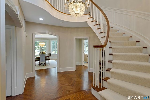 700 Hollow Tree Ridge Road, Darien, CT 06820