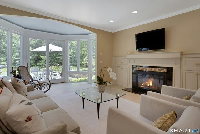 700 Hollow Tree Ridge Road, Darien, CT 06820