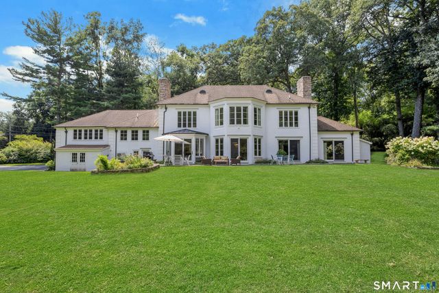 700 Hollow Tree Ridge Road, Darien, CT 06820