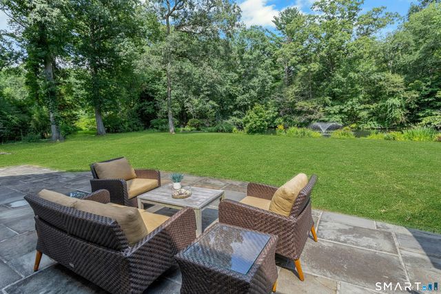 700 Hollow Tree Ridge Road, Darien, CT 06820