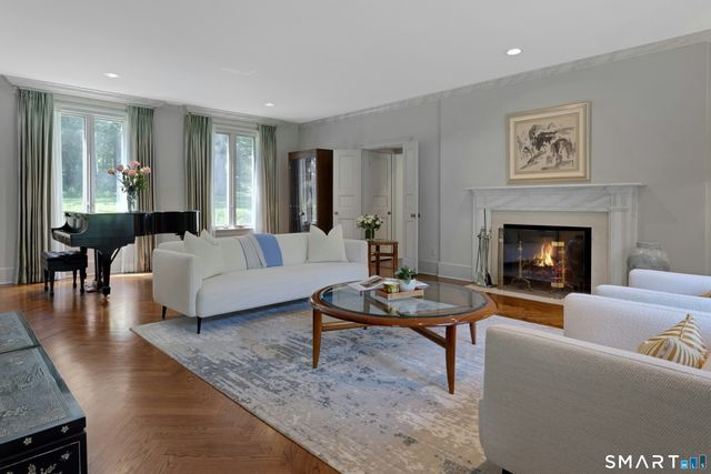 700 Hollow Tree Ridge Road, Darien, CT 06820