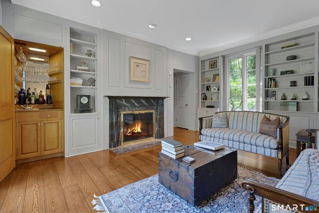 700 Hollow Tree Ridge Road, Darien, CT 06820