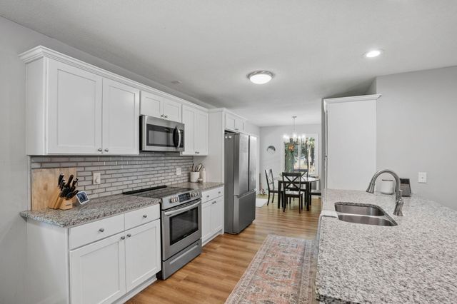 20843 Iteri Avenue, Lakeville, MN 55044