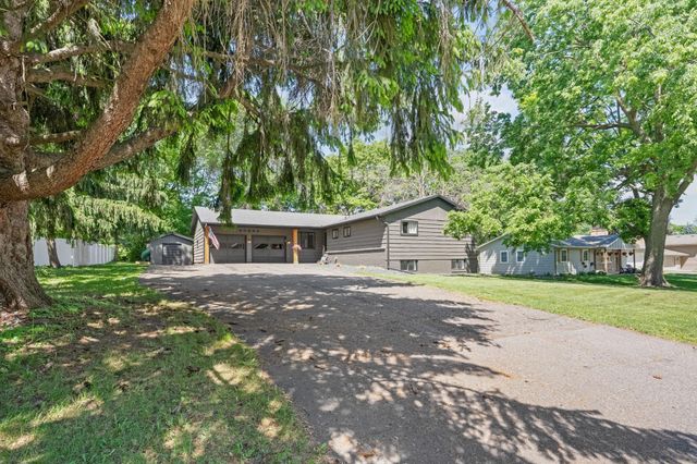 20843 Iteri Avenue, Lakeville, MN 55044