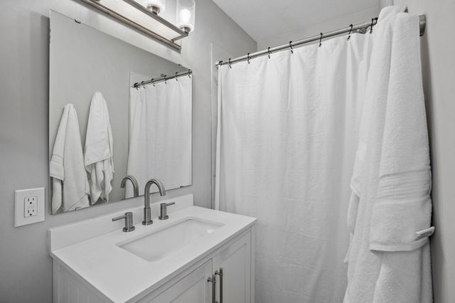 20843 Iteri Avenue, Lakeville, MN 55044