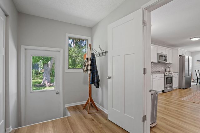 20843 Iteri Avenue, Lakeville, MN 55044
