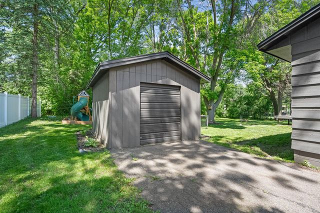 20843 Iteri Avenue, Lakeville, MN 55044