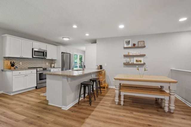 20843 Iteri Avenue, Lakeville, MN 55044