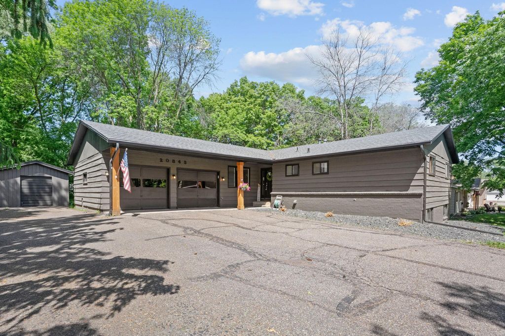 20843 Iteri Avenue, Lakeville, MN 55044