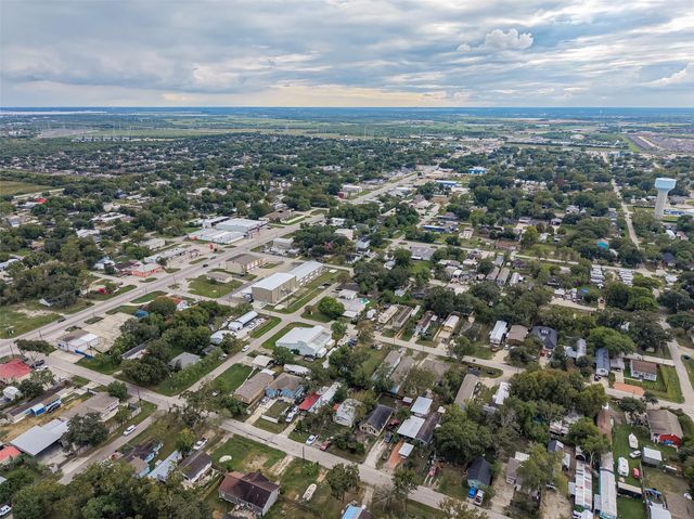 4447 5th Street, Bacliff, TX 77518