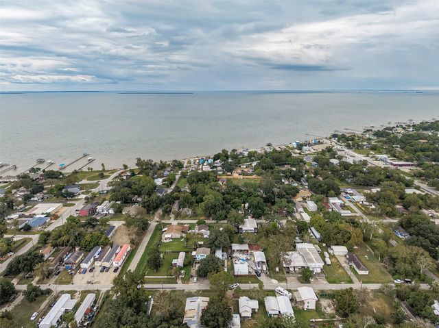 4447 5th Street, Bacliff, TX 77518