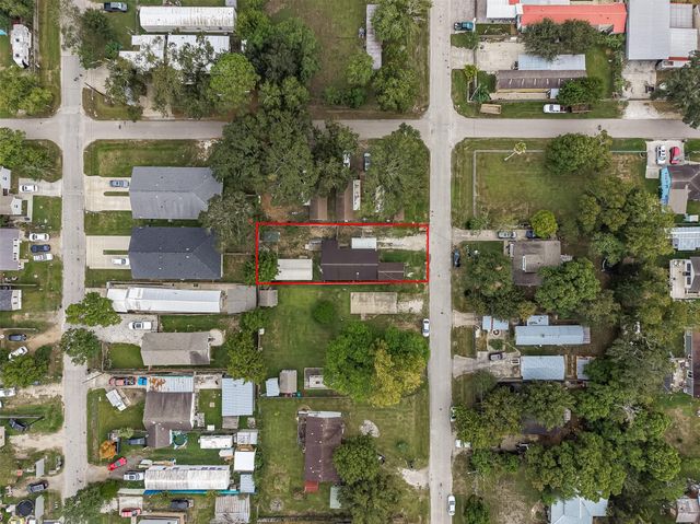 4447 5th Street, Bacliff, TX 77518