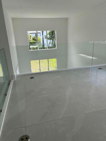 5227 SW 195th Terrace, Miramar, FL 33029