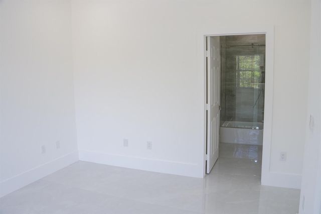 5227 SW 195th Terrace, Miramar, FL 33029