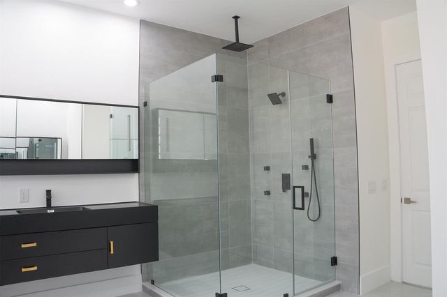 5227 SW 195th Terrace, Miramar, FL 33029