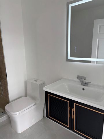 5227 SW 195th Terrace, Miramar, FL 33029