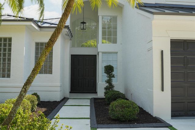 5227 SW 195th Terrace, Miramar, FL 33029