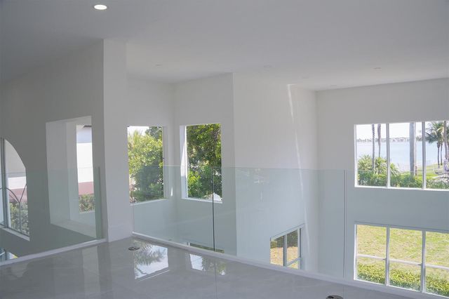 5227 SW 195th Terrace, Miramar, FL 33029