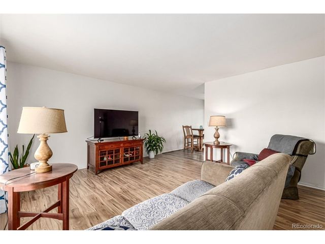 6691 S Wellington Ct, Centennial, CO 80121