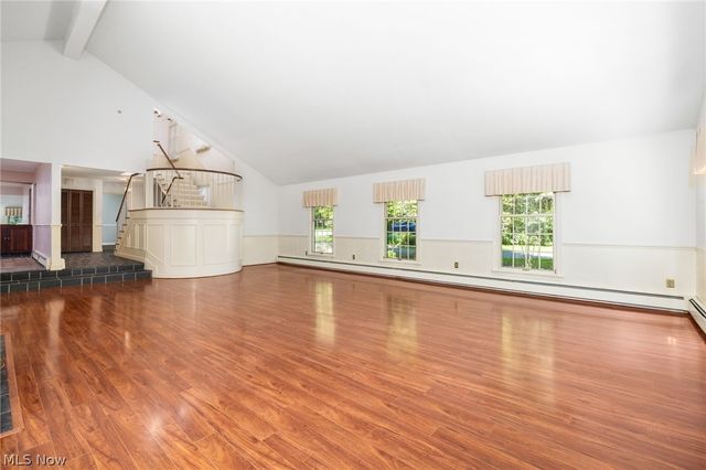 10124 Barr Road, Brecksville, OH 44141