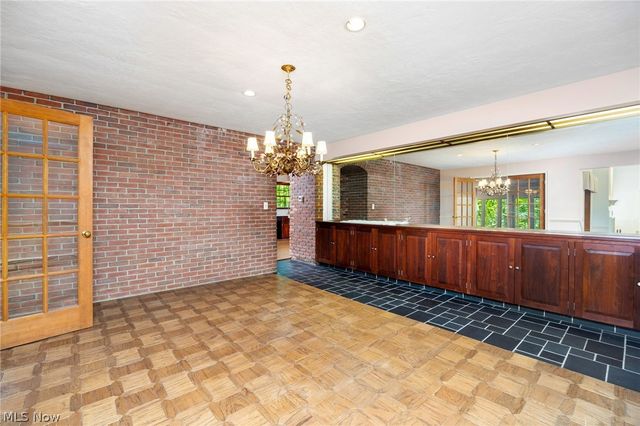 10124 Barr Road, Brecksville, OH 44141