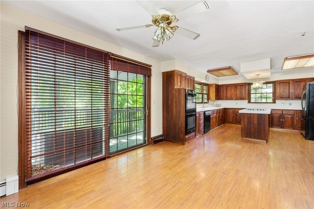 10124 Barr Road, Brecksville, OH 44141