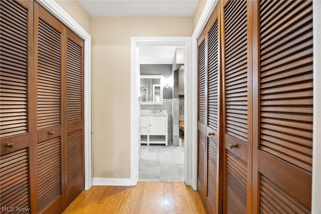 10124 Barr Road, Brecksville, OH 44141