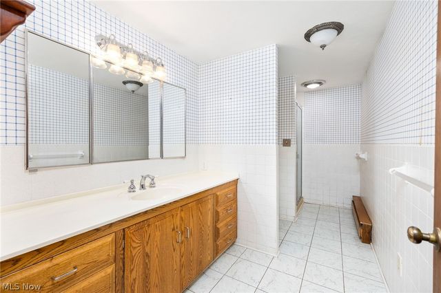 10124 Barr Road, Brecksville, OH 44141