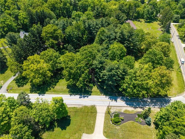 10124 Barr Road, Brecksville, OH 44141