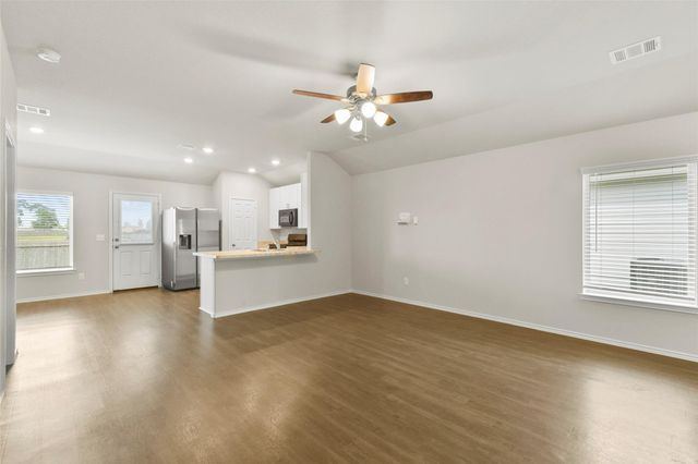 363 Cumberland Forest Drive, Magnolia, TX 77354