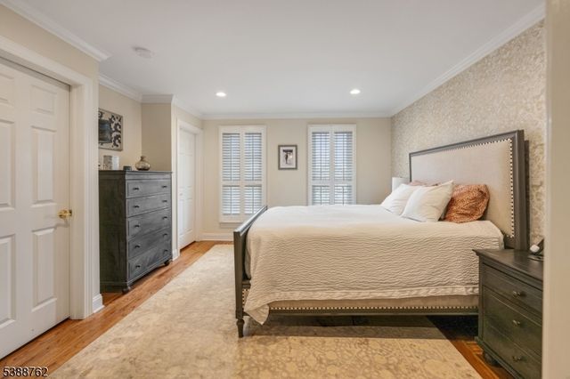 23 Community Pl, Morristown Town, NJ 07960