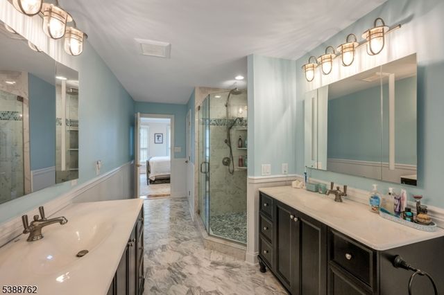 23 Community Pl, Morristown Town, NJ 07960