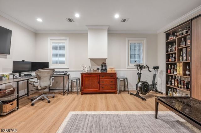 23 Community Pl, Morristown Town, NJ 07960