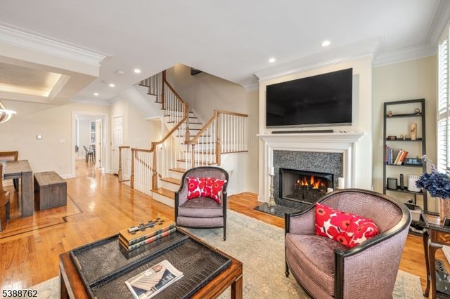 23 Community Pl, Morristown Town, NJ 07960