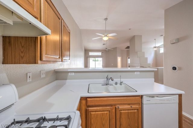 124 Tapatio Street, Henderson, NV 89074