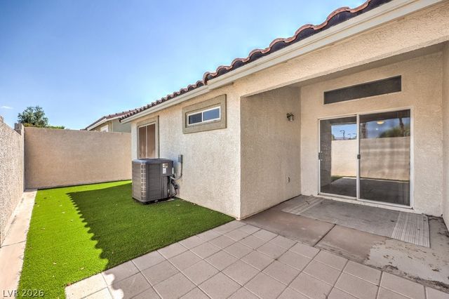 124 Tapatio Street, Henderson, NV 89074