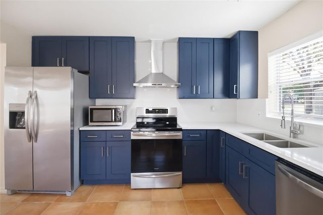 1938 BLUE FOX COURT, Orlando, FL 32825