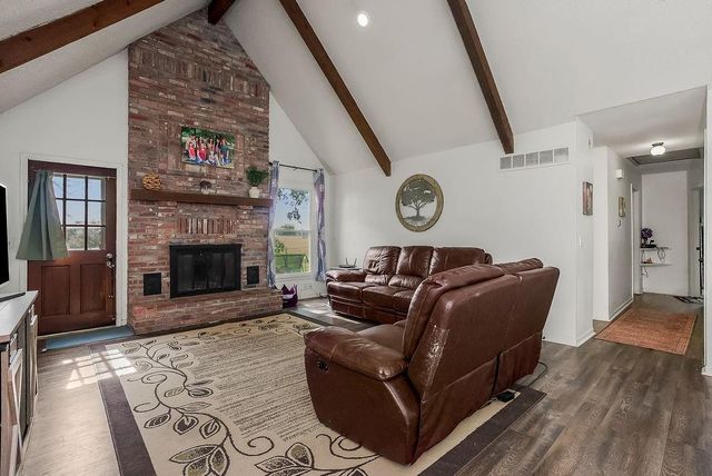 318 N Cherry Street, Gardner, KS 66030
