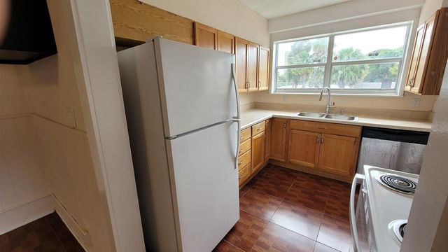 5701 N Flagler Drive, West Palm Beach, FL 33407