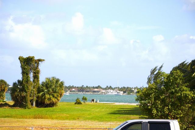 5701 N Flagler Drive, West Palm Beach, FL 33407