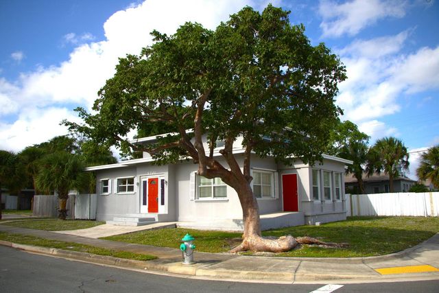 5701 N Flagler Drive, West Palm Beach, FL 33407