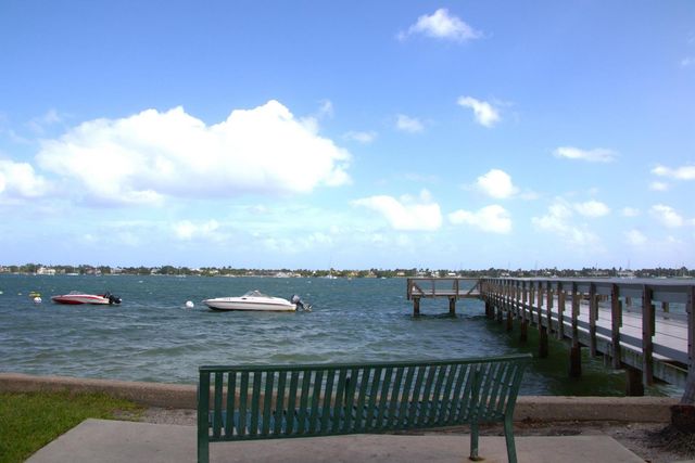 5701 N Flagler Drive, West Palm Beach, FL 33407