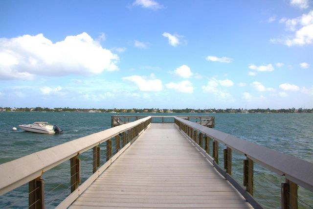 5701 N Flagler Drive, West Palm Beach, FL 33407