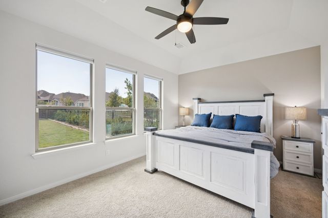 1877 Lakemont Drive, Van Alstyne, TX 75495