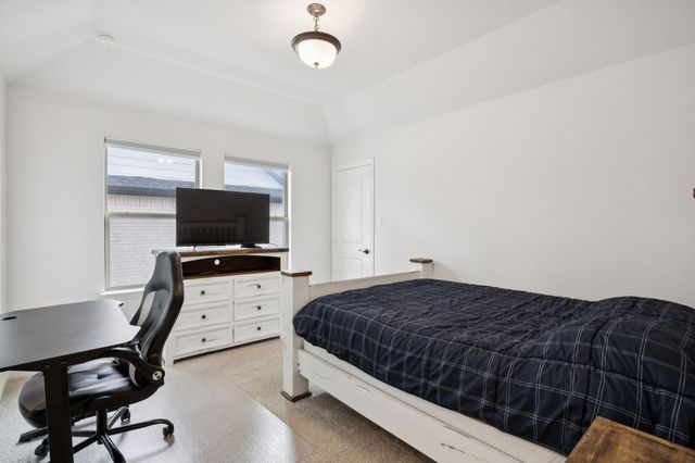 1877 Lakemont Drive, Van Alstyne, TX 75495