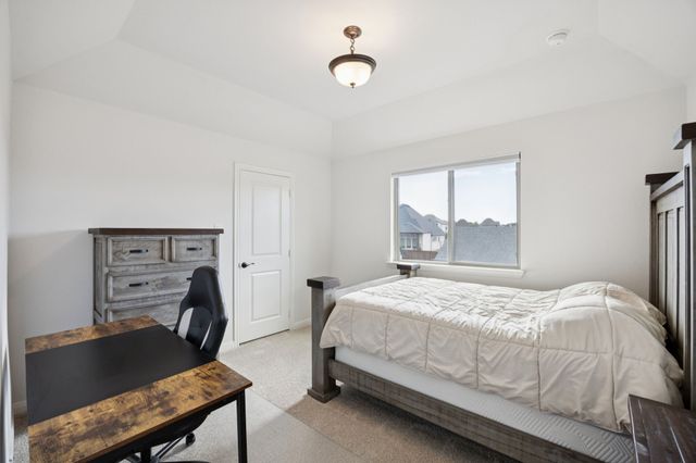 1877 Lakemont Drive, Van Alstyne, TX 75495