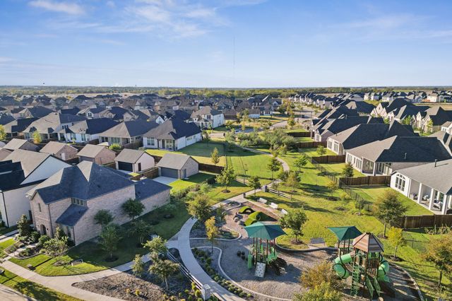 1877 Lakemont Drive, Van Alstyne, TX 75495