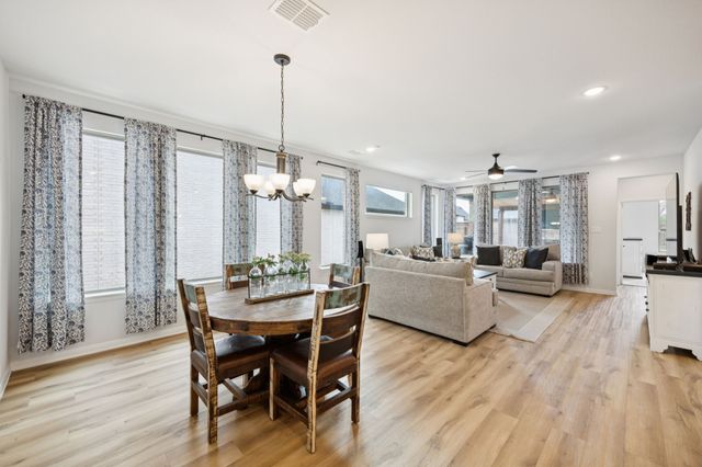 1877 Lakemont Drive, Van Alstyne, TX 75495